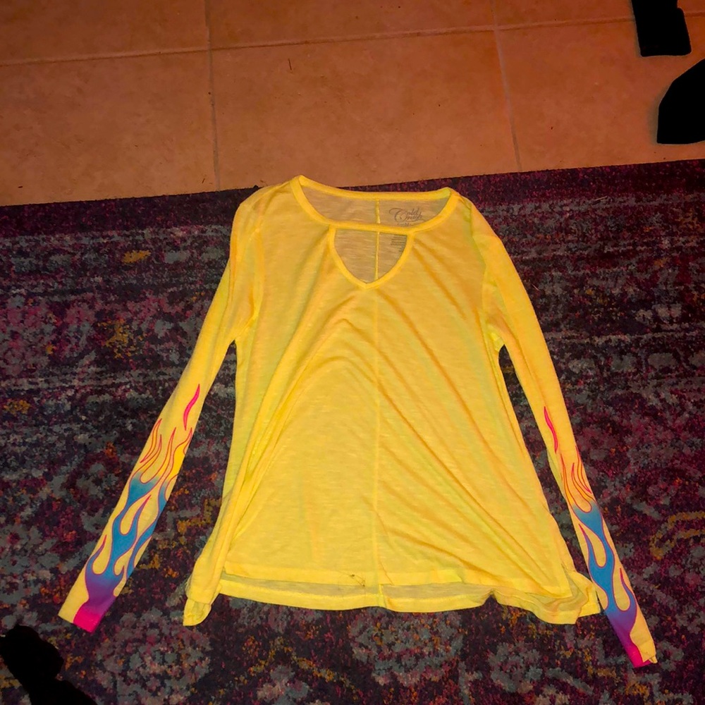 Brand is gold rush. size is medium, color is yellow with colorful flames on side